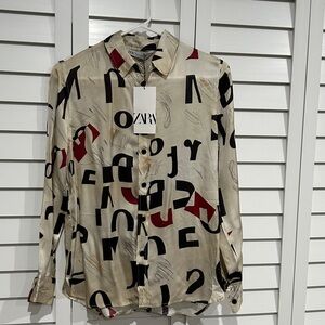 Zara Cream and Black Graphic Shirt